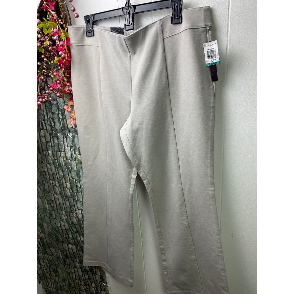 INC INTERNACIONAL CONCEPTS   PANT     HH